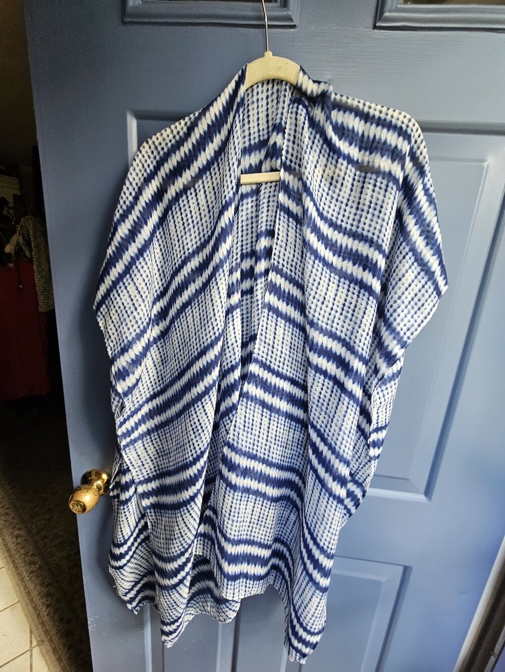 Blue and White Patterned Lightweight Kimono